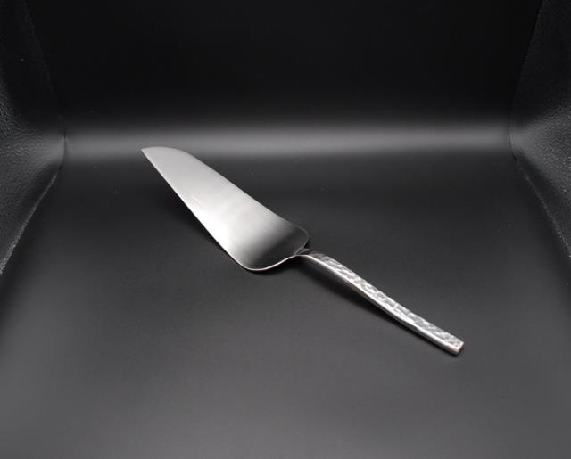 Rental store for HAMMERED CAKE SERVER in Murfreesboro TN