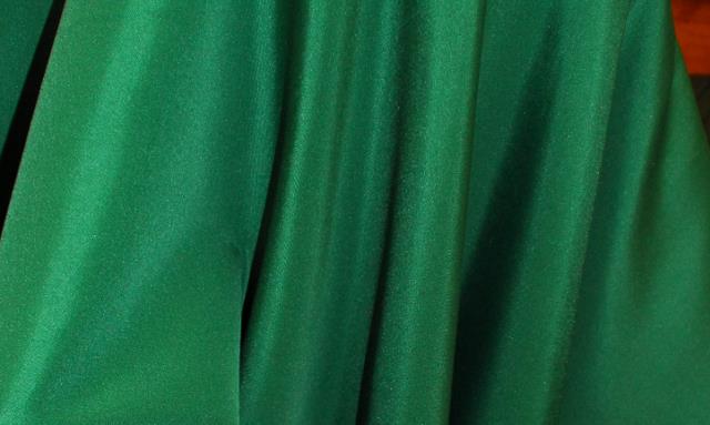 Rental store for 88  X 154  LT HUNTER GREEN LINEN in Murfreesboro TN