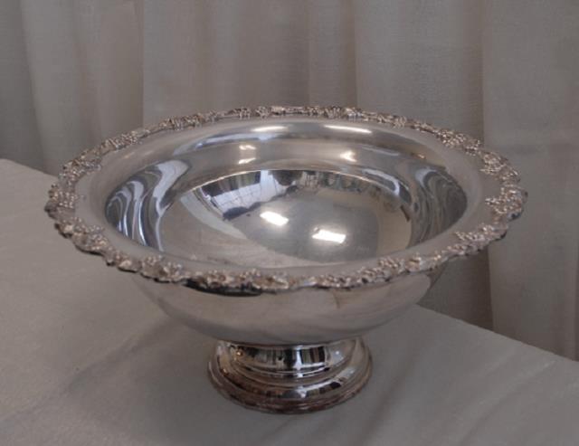 Rental store for 3 GALLON FANCY SILVER PUNCH BOWL in Murfreesboro TN