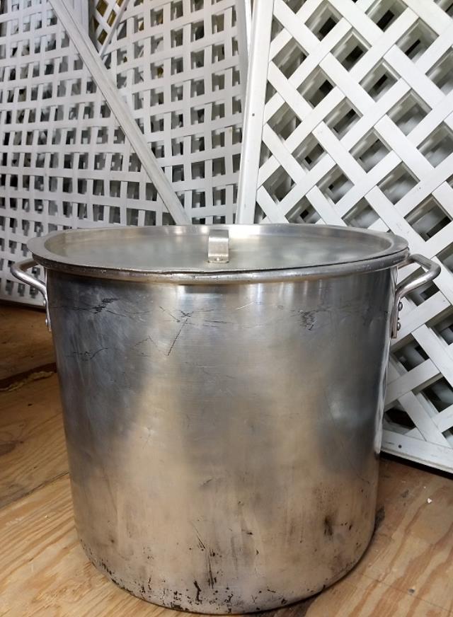 Rental store for 52 QT. STOCK POT W  BASKET in Murfreesboro TN